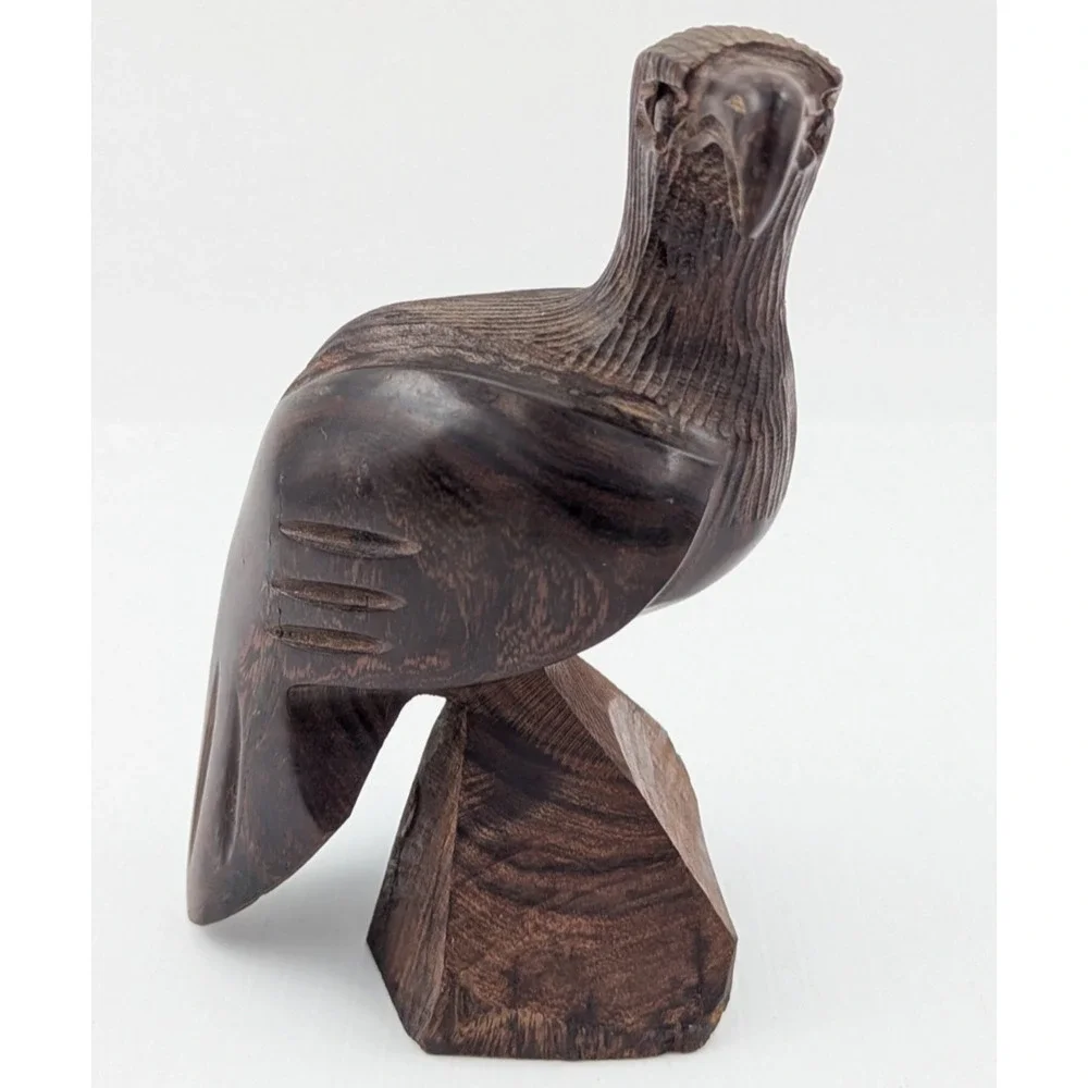 Vintage Hand Carved Ironwood Eagle Sculpture 6” Bird of Prey Falcon - Picture 6 of 8